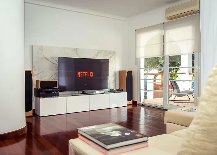 The Blue House In Villa *